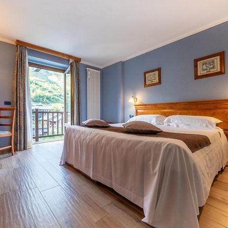 Hotel Du Glacier La Thuile Dış mekan fotoğraf