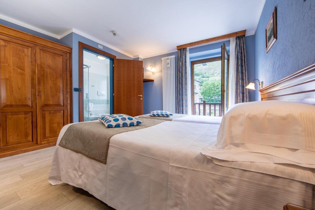 Hotel Du Glacier La Thuile Dış mekan fotoğraf