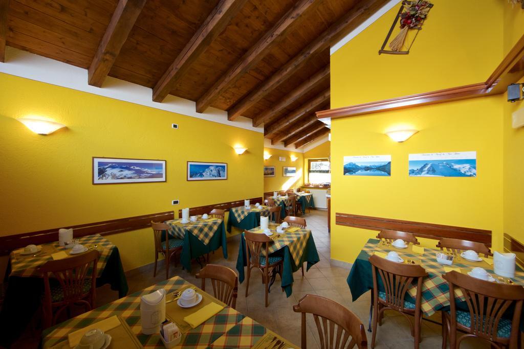 Hotel Du Glacier La Thuile Dış mekan fotoğraf