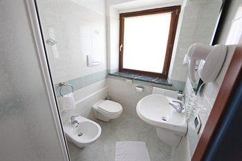 Hotel Du Glacier La Thuile Dış mekan fotoğraf
